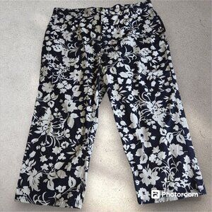 Women's Chaps Cropped Capri 5 Pocket Pants Blue White Floral Size 16 EUC